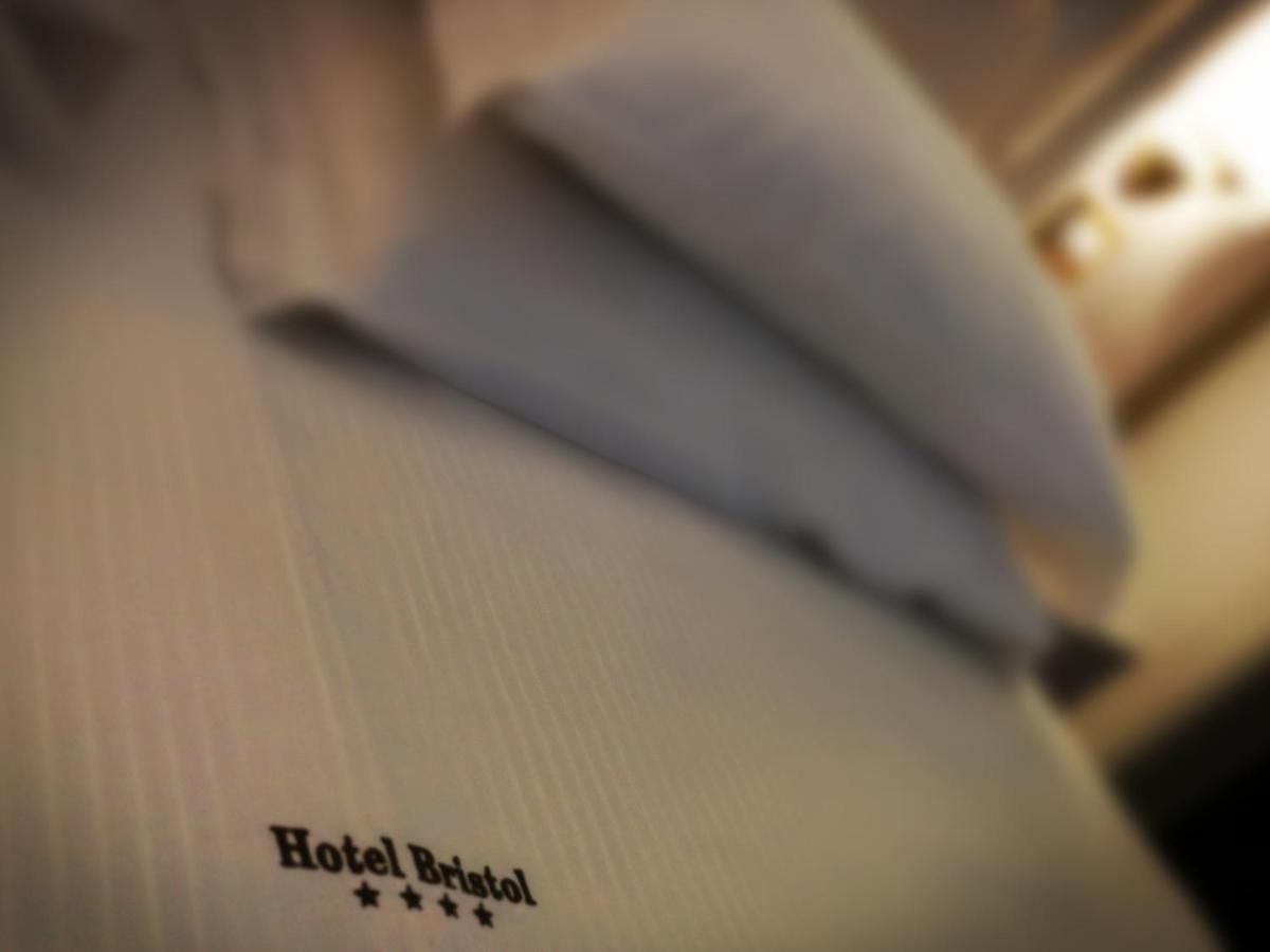 Hotel Bristol 贝拉里亚-伊贾马里纳 外观 照片